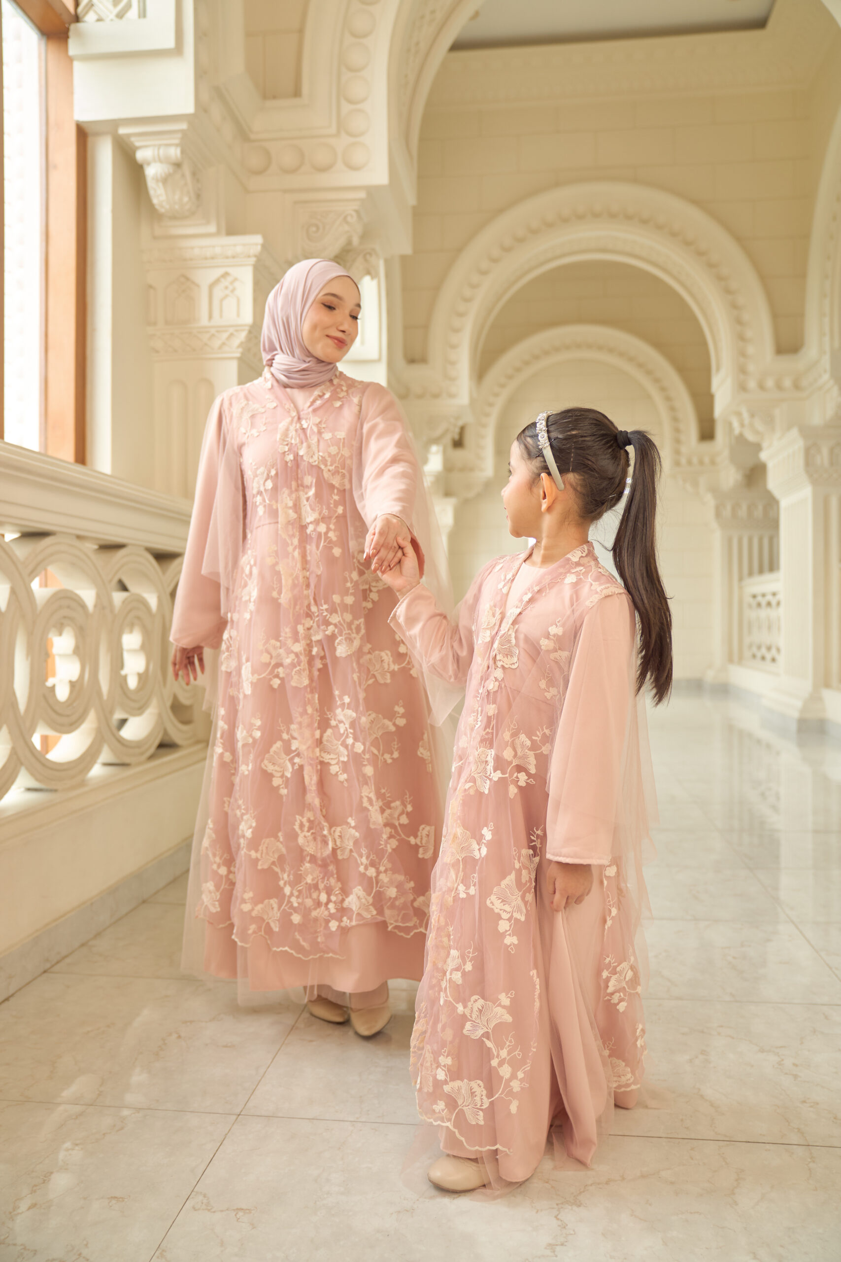 RIAD REVERIE - RAYA FAMILY PINK - Image 5